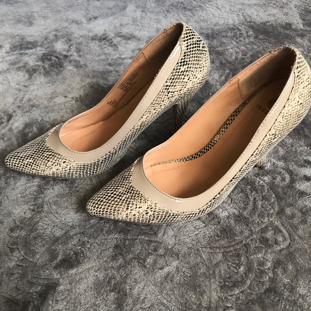 ✨2/$55✨Jessica Simpson Heels
